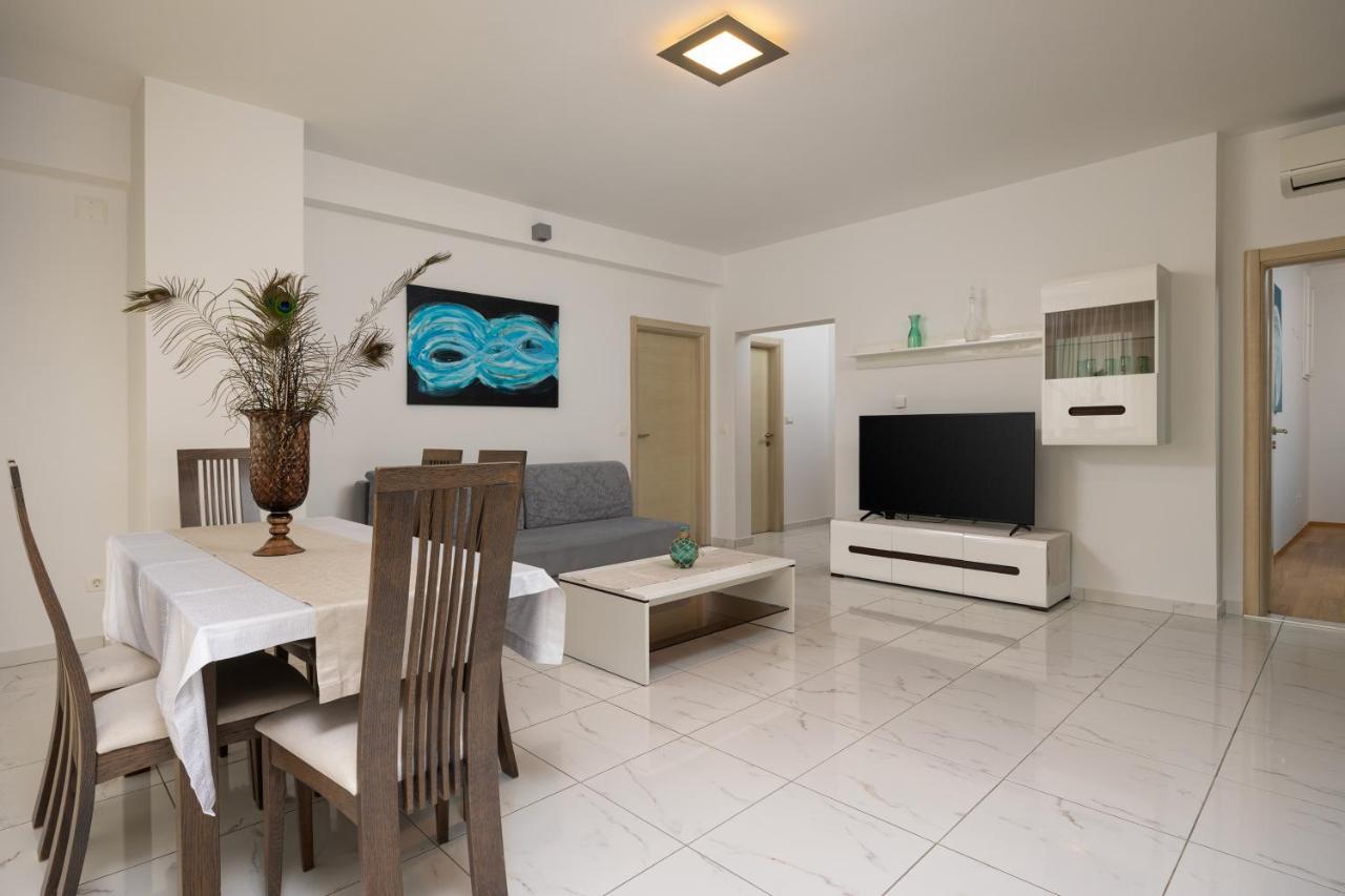 Apartments Lea Подстрана Екстериор снимка