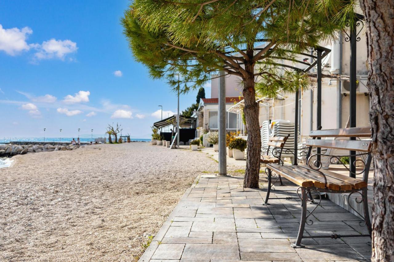 Apartments Lea Подстрана Екстериор снимка